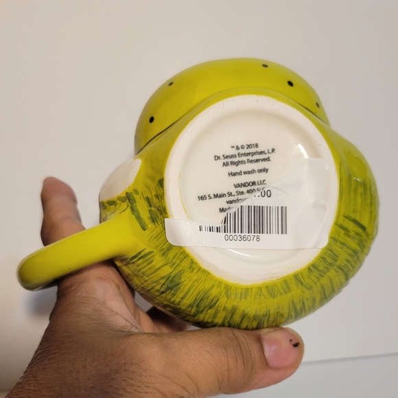 Dr. Seuss The Grinch Holiday/Christmas  Mug - Picture 3 of 3